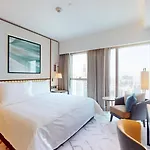 Classy & Cozy 2Br Harbour Point