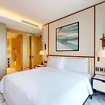 Classy & Cozy 2Br Harbour Point